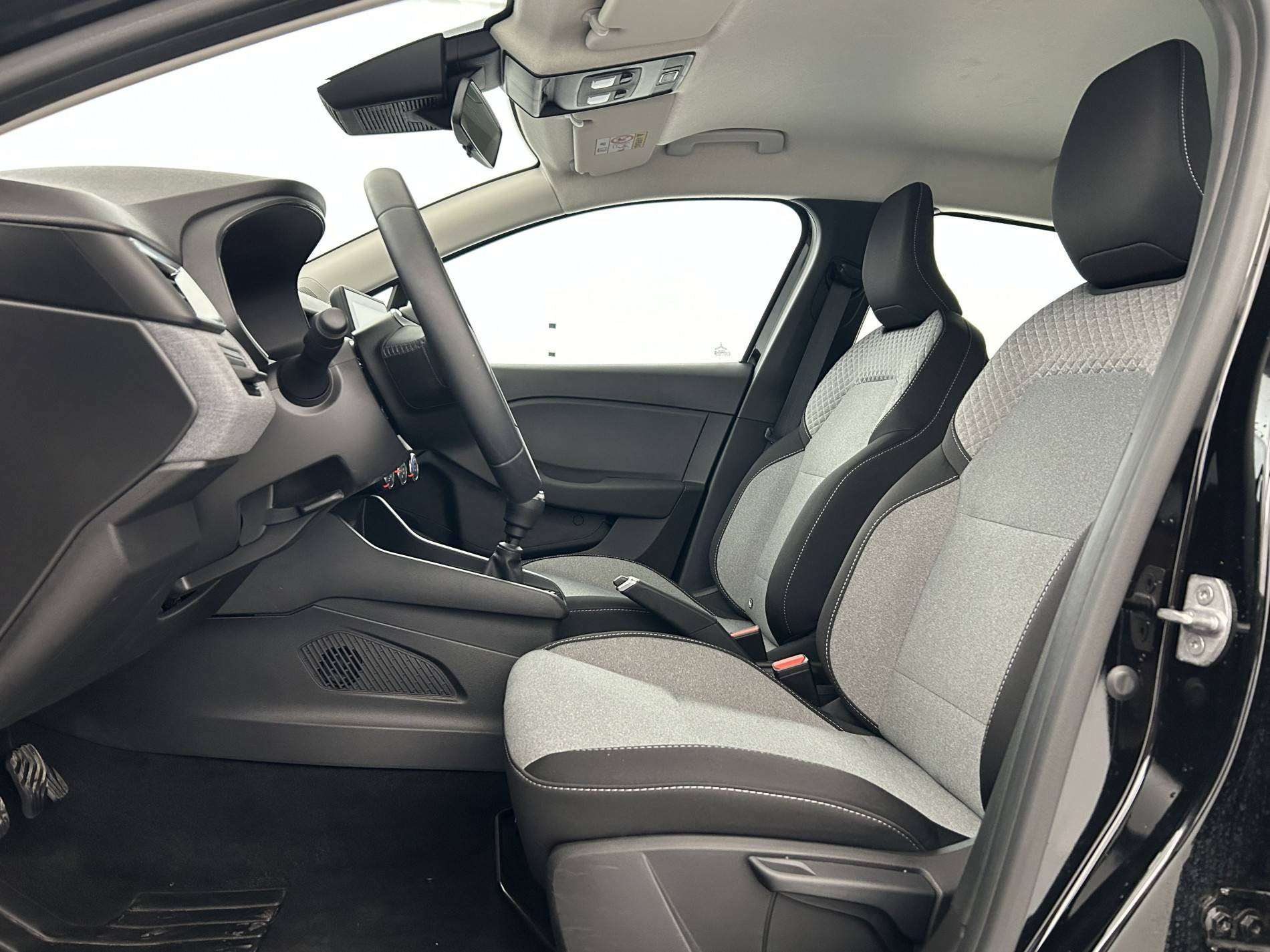 Vente en ligne Renault Clio 5 Clio Blue dCi 100 ch GSR2 au prix de 19 499 €