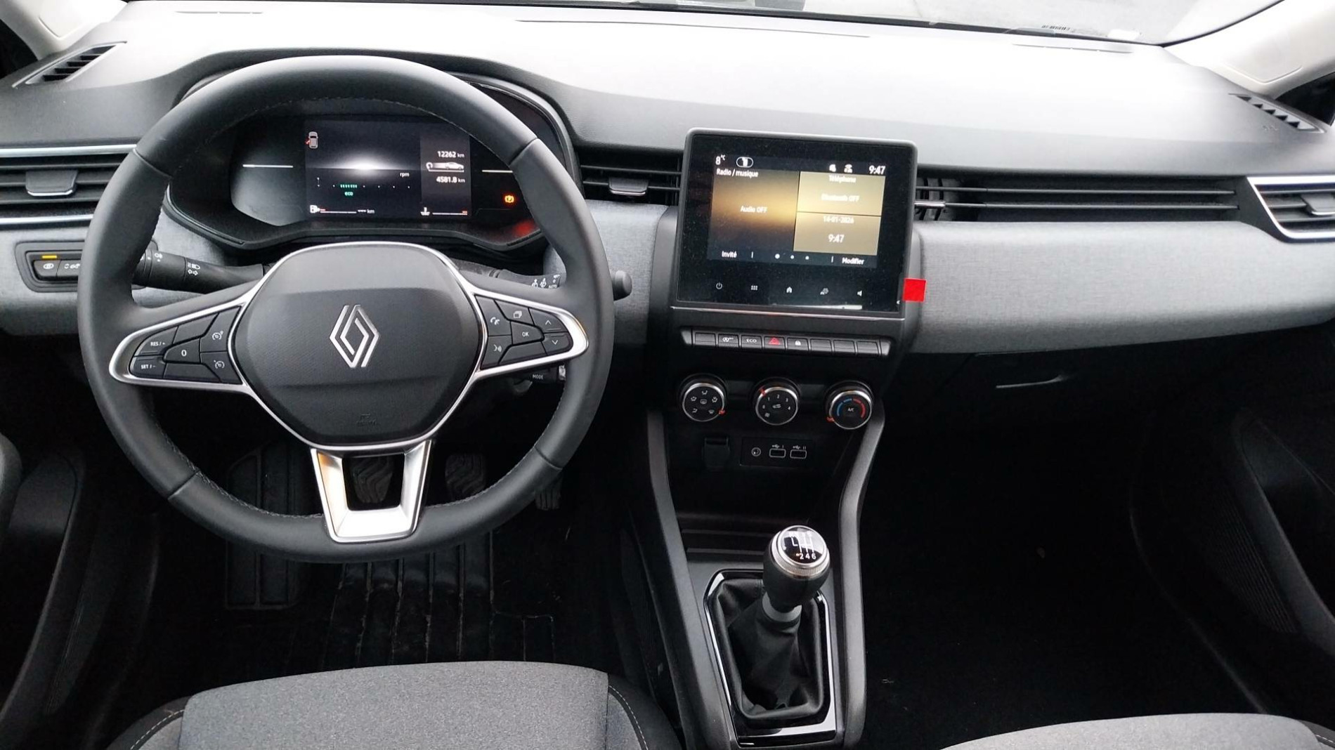 Vente en ligne Renault Clio 5 Clio Blue dCi 100 ch GSR2 au prix de 19 499 €