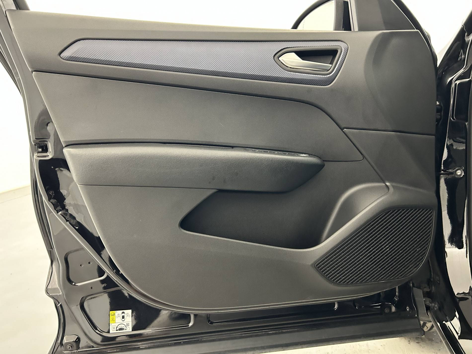 Vente en ligne Renault Arkana  TCe 140 EDC FAP au prix de 18 890 €