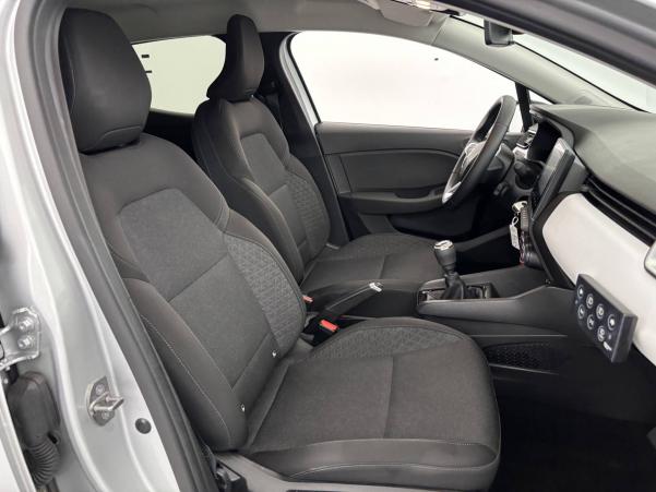Vente en ligne Renault Clio 5 Clio Blue dCi 100 au prix de 16 499 €