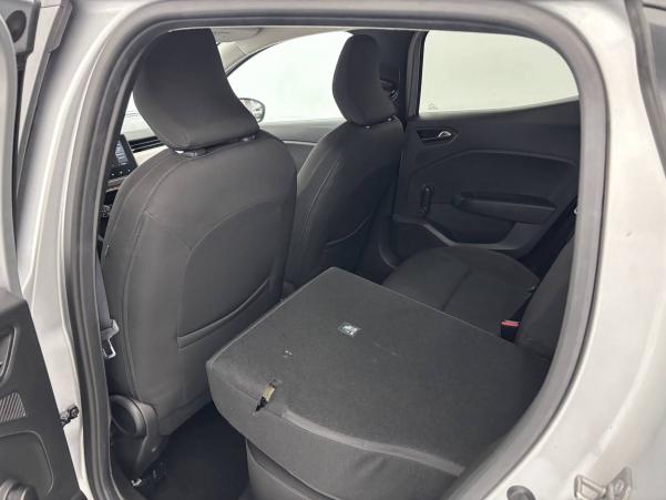 Vente en ligne Renault Clio 5 Clio Blue dCi 100 au prix de 16 499 €