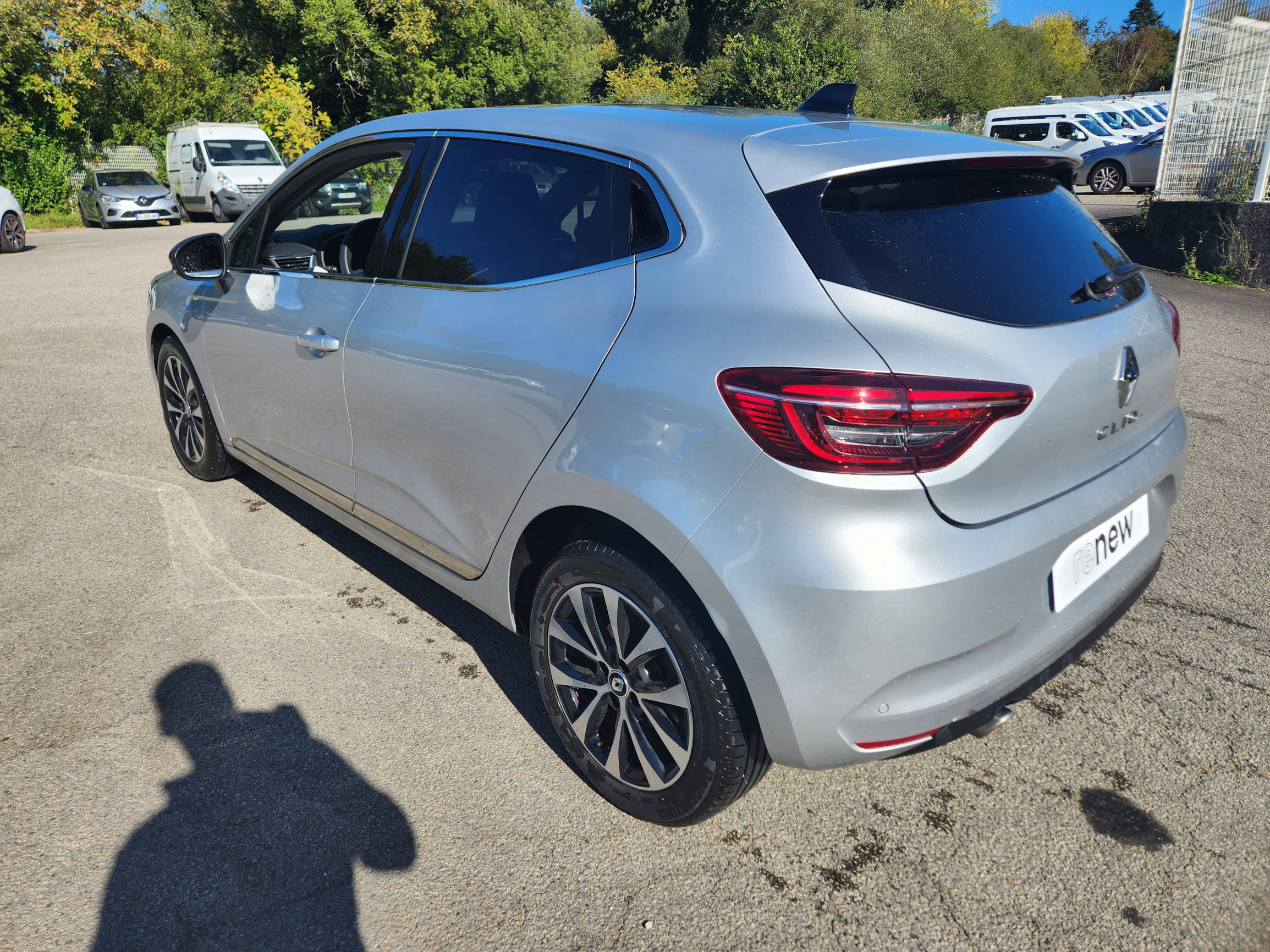 Vente en ligne Renault Clio 5 Clio TCe 90 au prix de 15 999 €