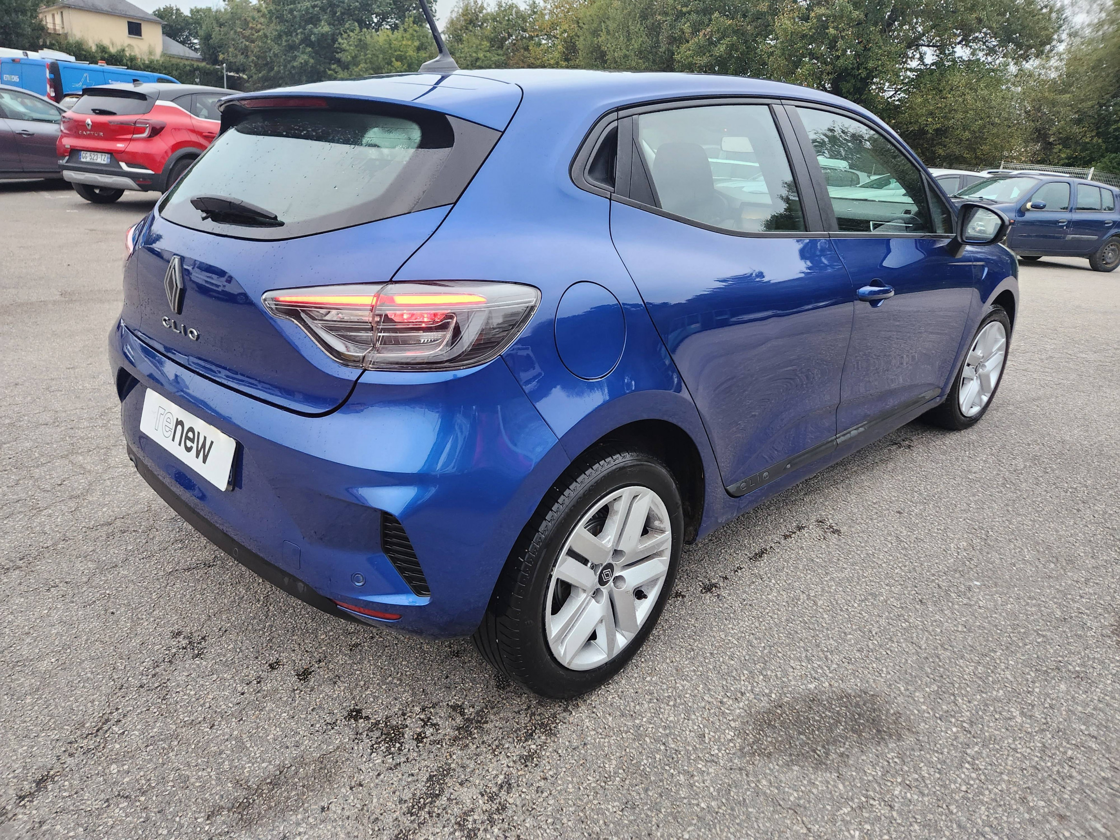 Vente en ligne Renault Clio 5 Clio dCi 100 au prix de 15 999 €