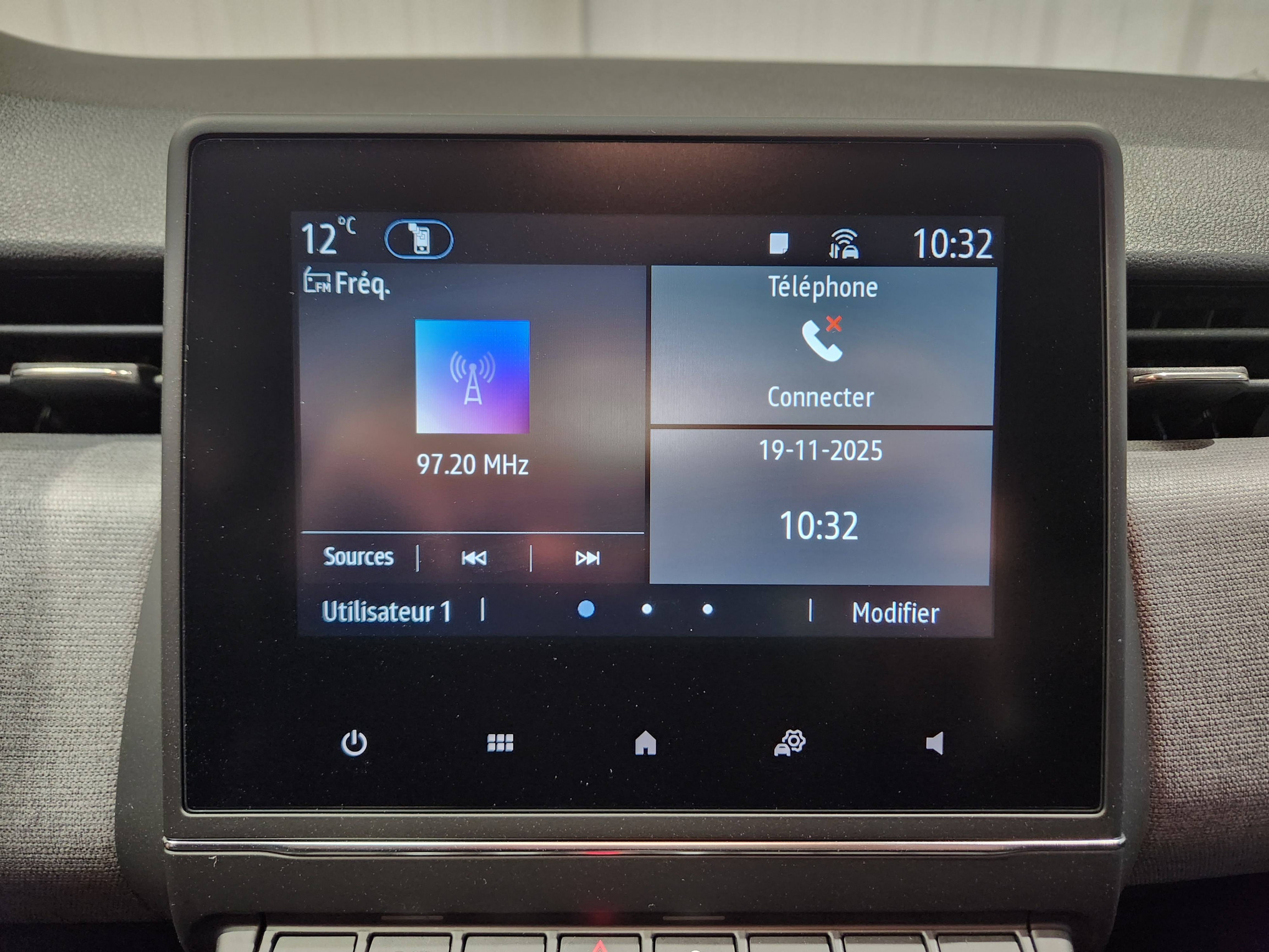 Vente en ligne Renault Clio 5 Clio TCe 90 ch au prix de 17 790 €