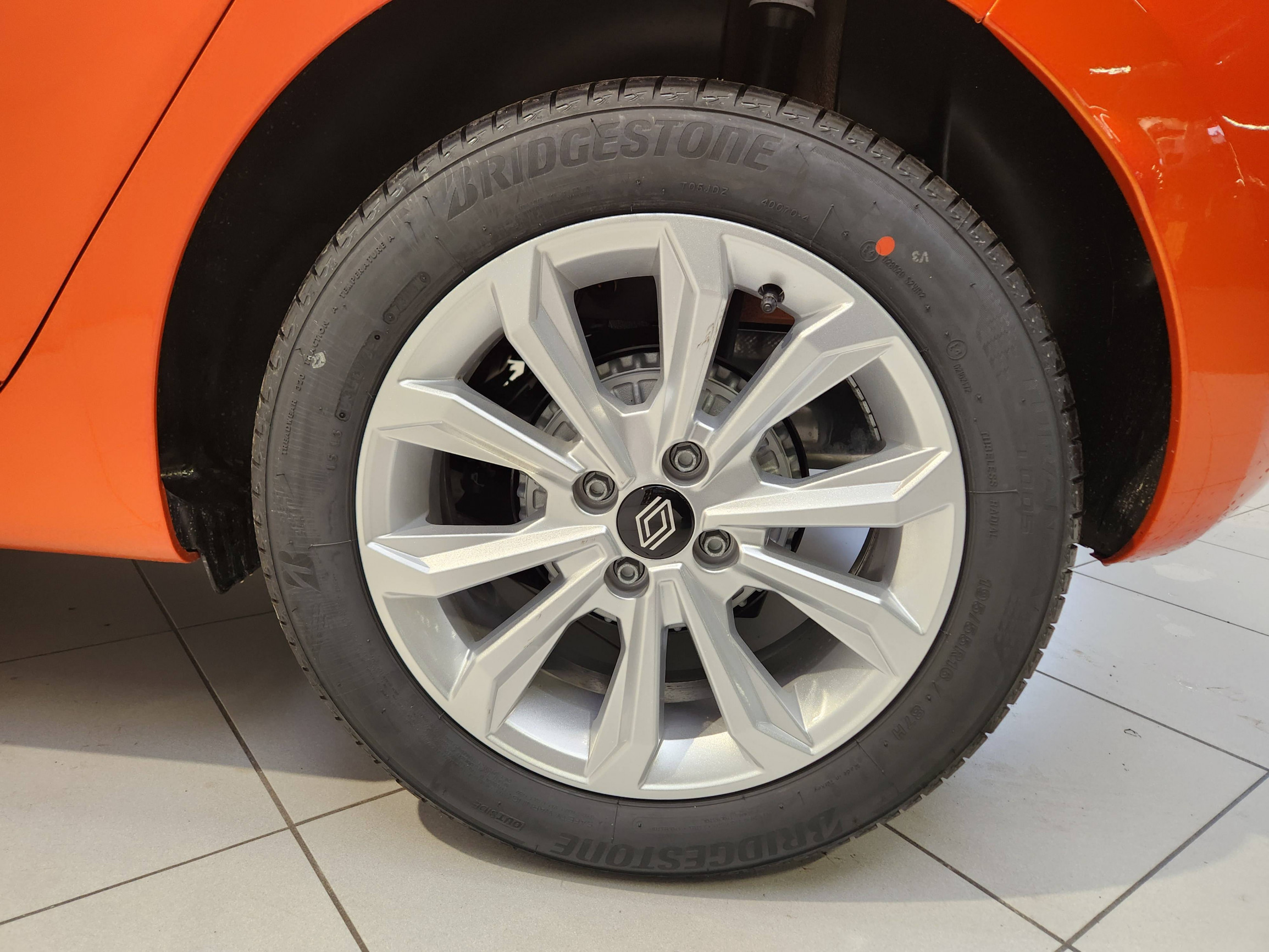 Vente en ligne Renault Clio 5 Clio TCe 90 ch au prix de 17 790 €