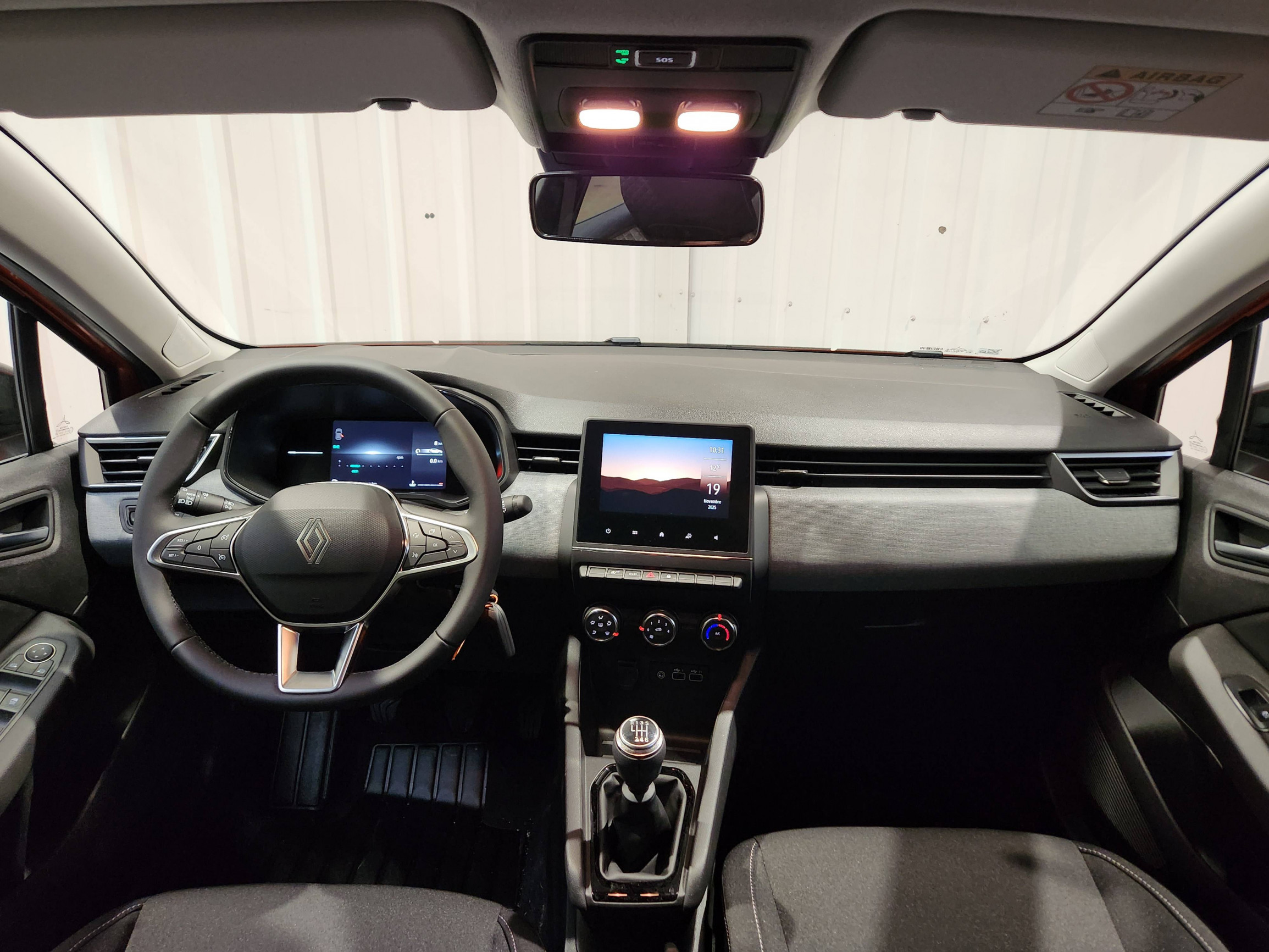 Vente en ligne Renault Clio 5 Clio TCe 90 ch au prix de 17 790 €