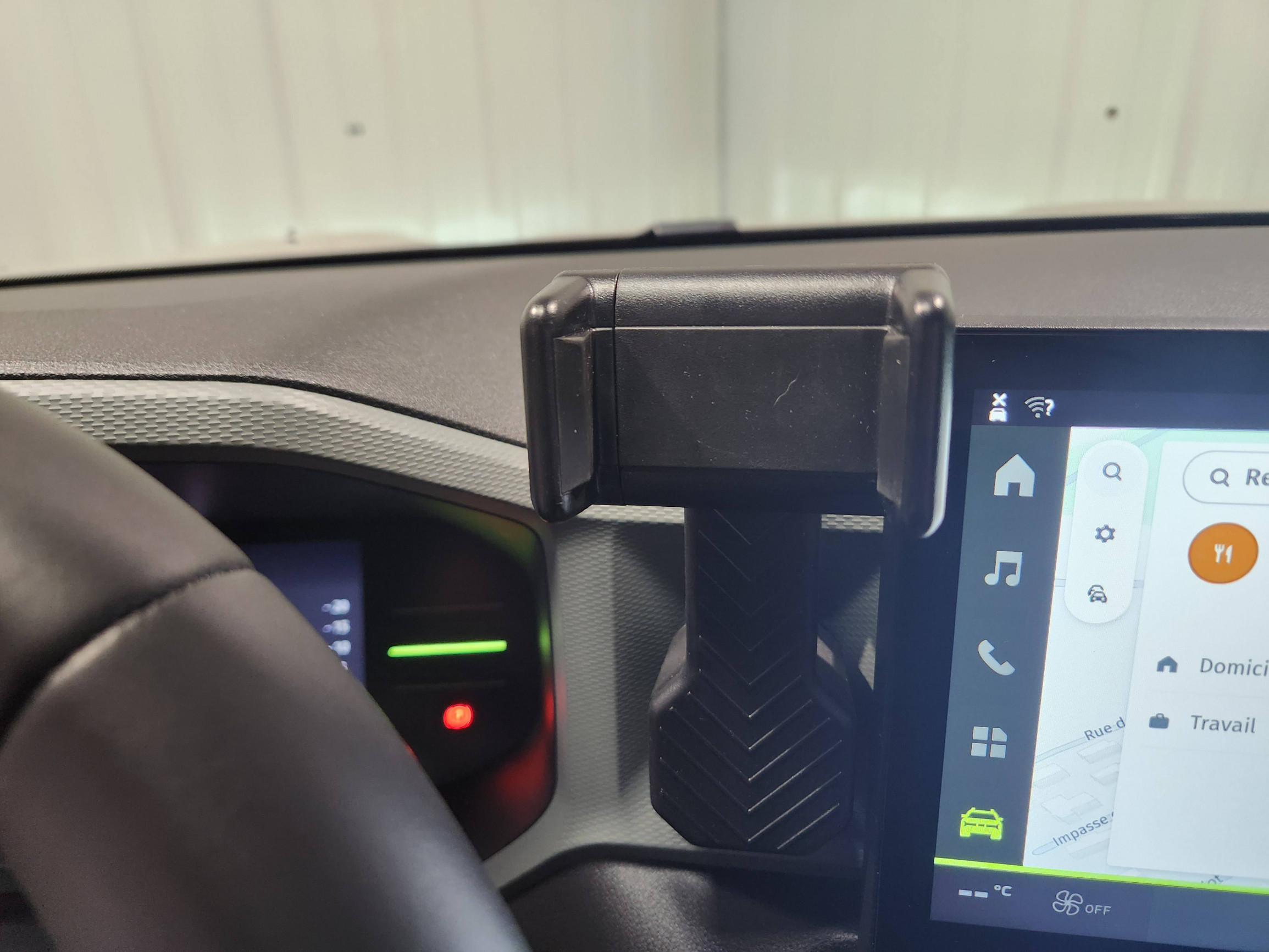 Vente en ligne Dacia Duster  Hybrid 140 au prix de 30 390 €