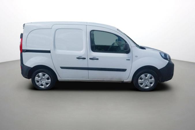 Vente en ligne Renault Kangoo Electrique KANGOO Z.E. 33 au prix de 9 999 €
