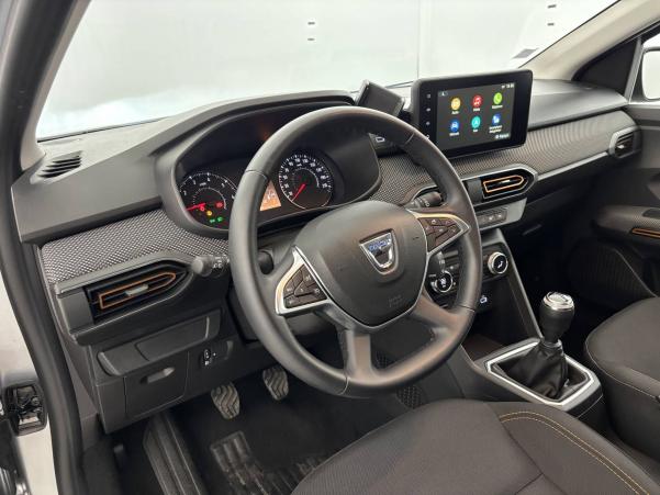 Vente en ligne Dacia Sandero  TCe 90 au prix de 15 499 €