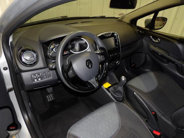 Vente en ligne Renault Clio 4  TCe 90 eco2 au prix de 10 499 €