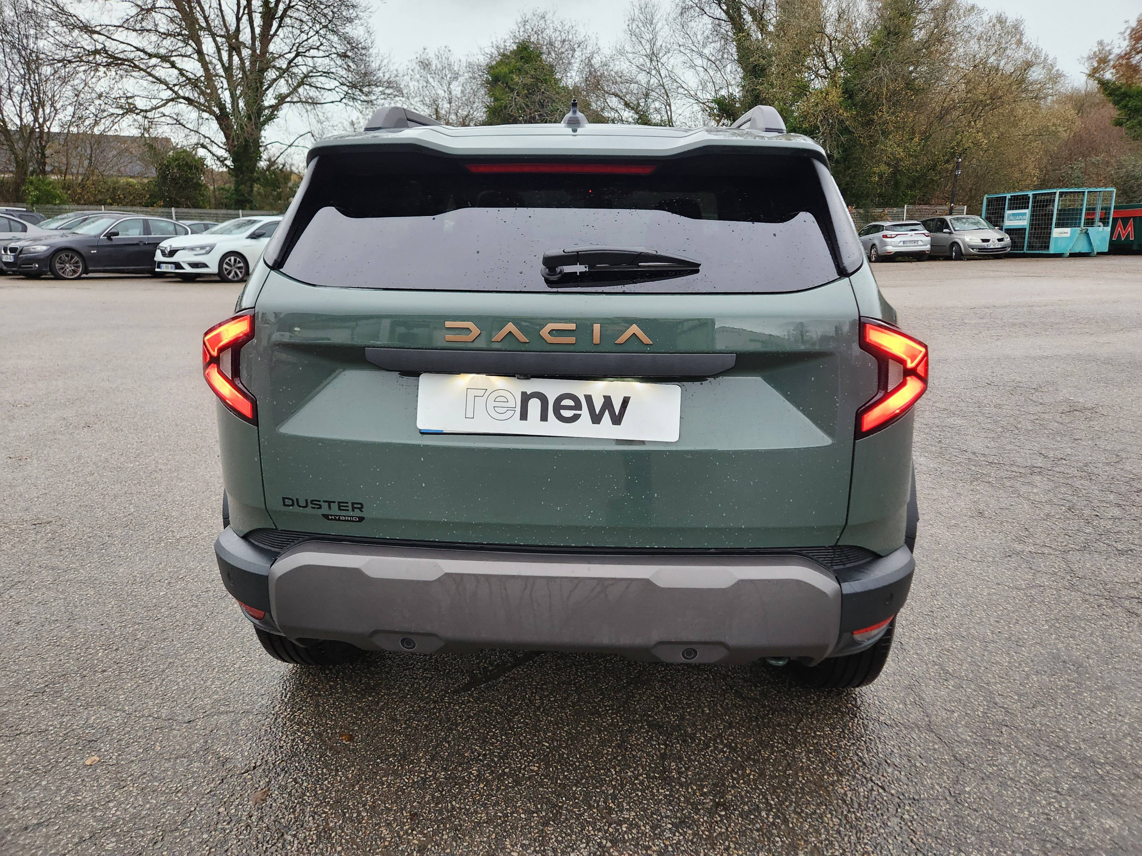 Vente en ligne Dacia Duster  Hybrid 140 au prix de 27 999 €