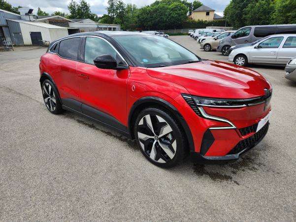 Vente en ligne Renault Megane E-Tech  EV60 220 ch super charge au prix de 23 999 €
