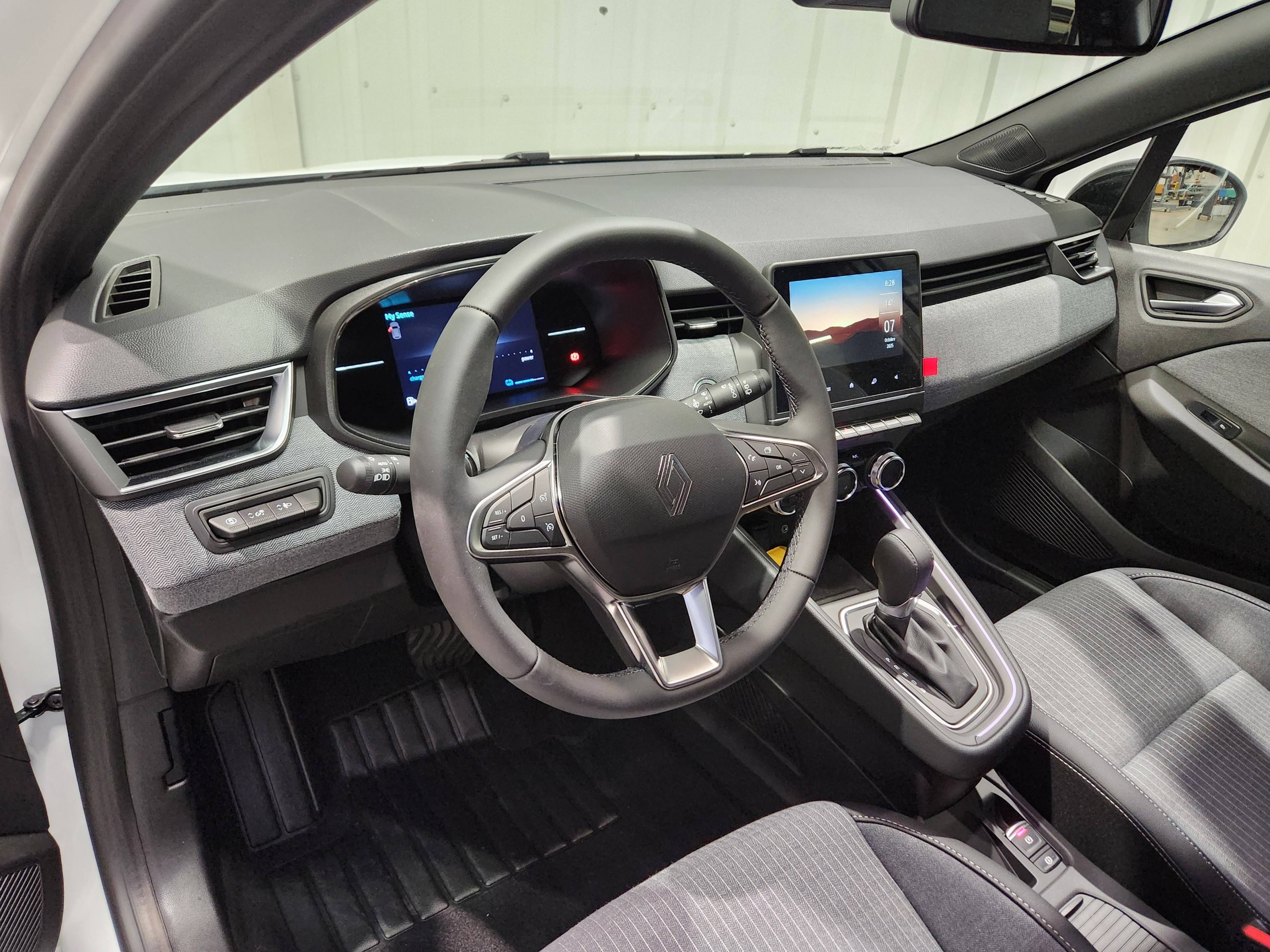 Vente en ligne Renault Clio 5 Clio E-Tech full hybrid 145 ch GSR2 au prix de 22 450 €