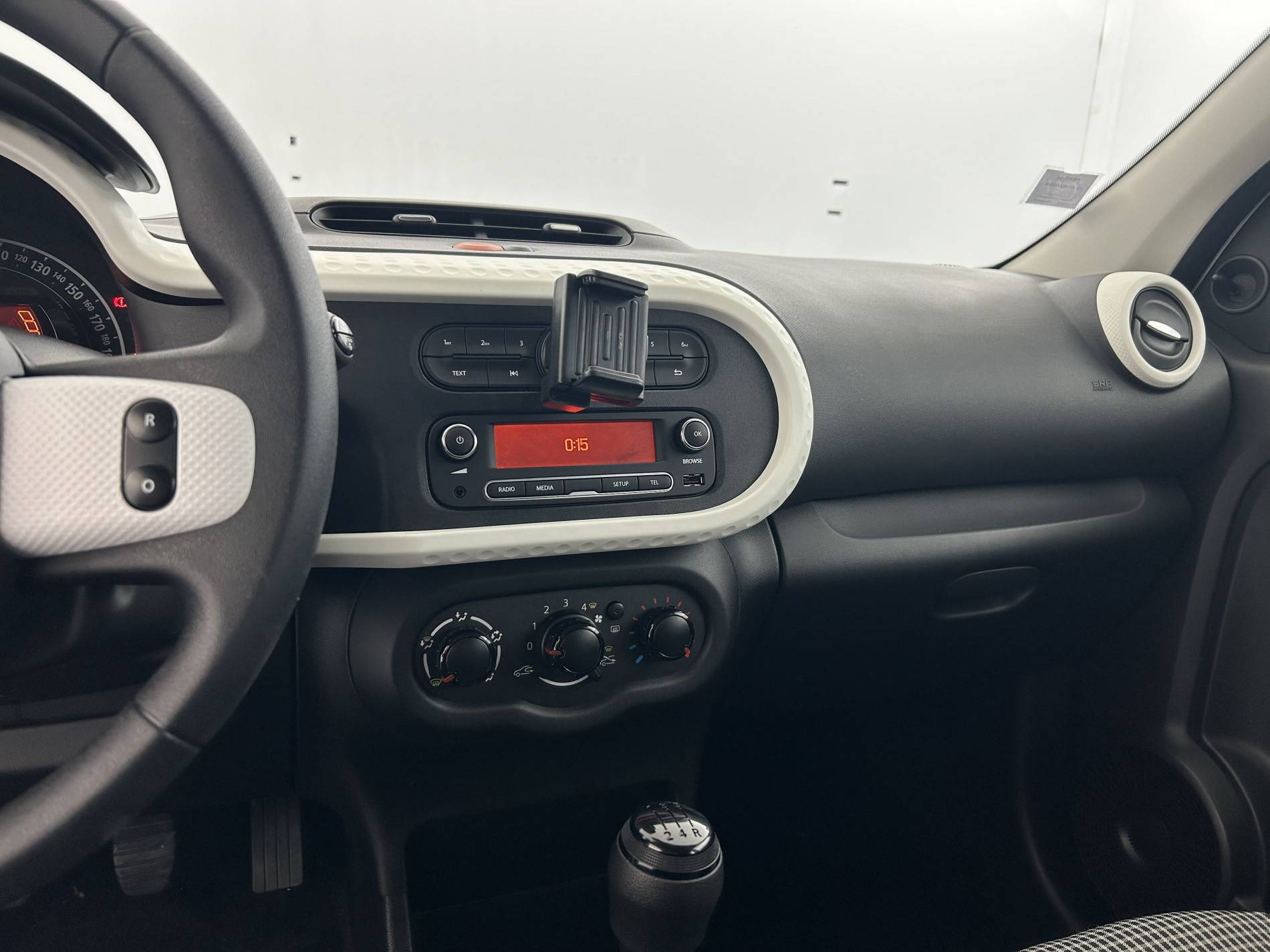 Vente en ligne Renault Twingo 3  SCe 65 - 20 au prix de 10 290 €