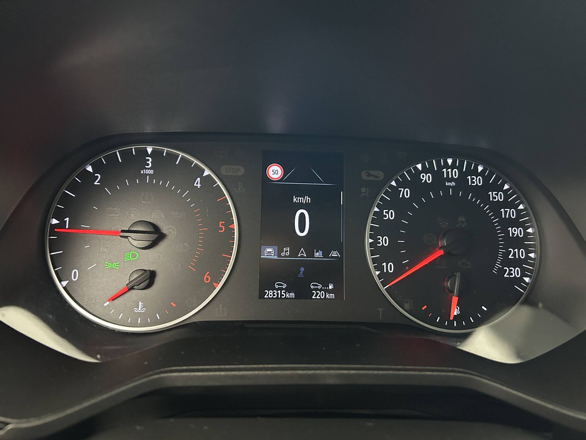 Vente en ligne Renault Clio 5 Clio Blue dCi 100 - 21N au prix de 15 390 €