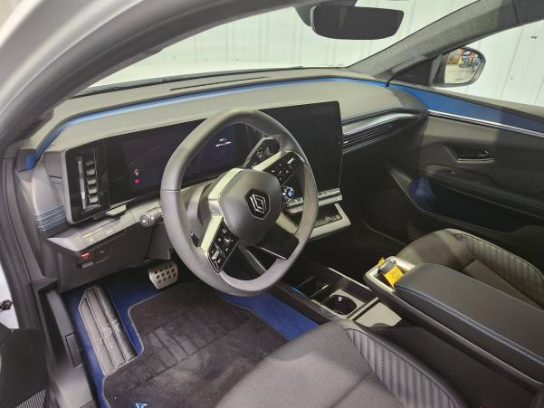 Vente en ligne Renault Scenic E-Tech  220 ch grande autonomie au prix de 44 990 €