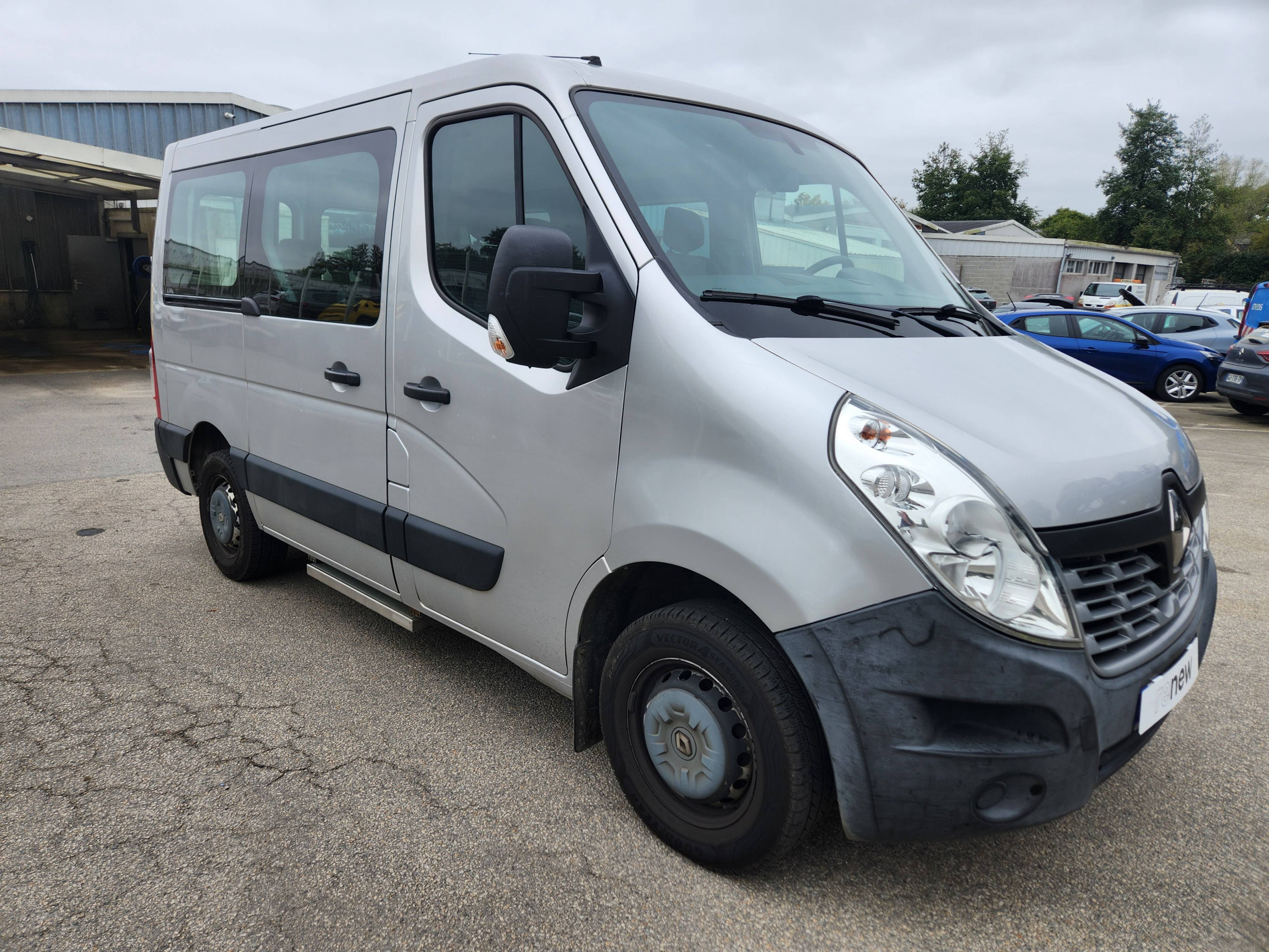 Vente en ligne Renault Master 3 Combi Master Combi L1H1 dCi 145 Energy au prix de 23 490 €