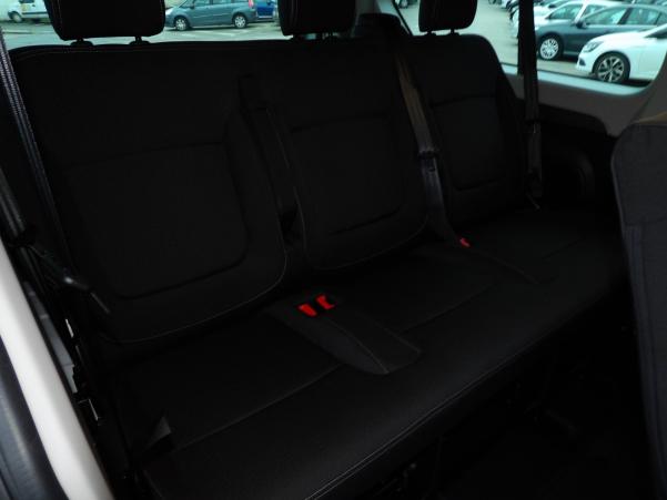 Vente en ligne Renault Trafic  L2 dCi 145 Energy S&S au prix de 35 770 €