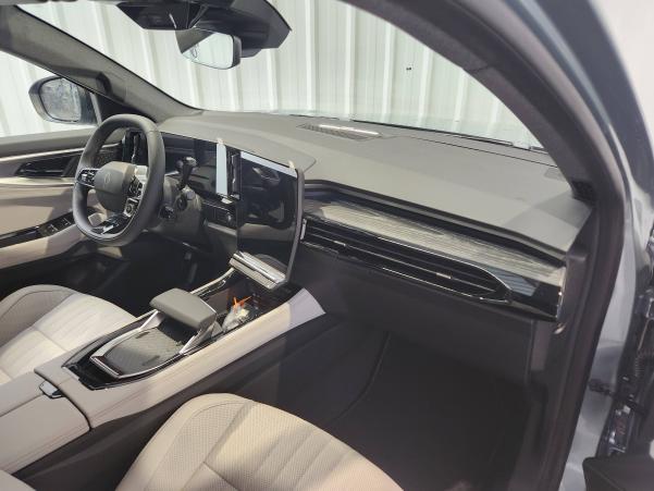 Vente en ligne Renault Espace Espace full hybrid E-Tech 200 ch 7pl au prix de 48 490 €