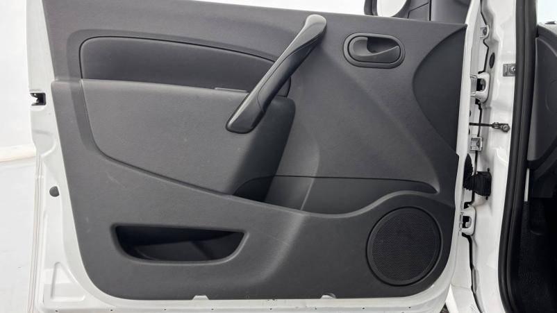 Vente en ligne Renault Kangoo Express  1.5 DCI 75 ENERGY E6 au prix de 10 992 €