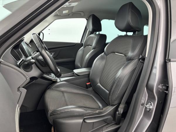 Vente en ligne Renault Scenic 4 Scenic Blue dCi 120 EDC au prix de 18 999 €