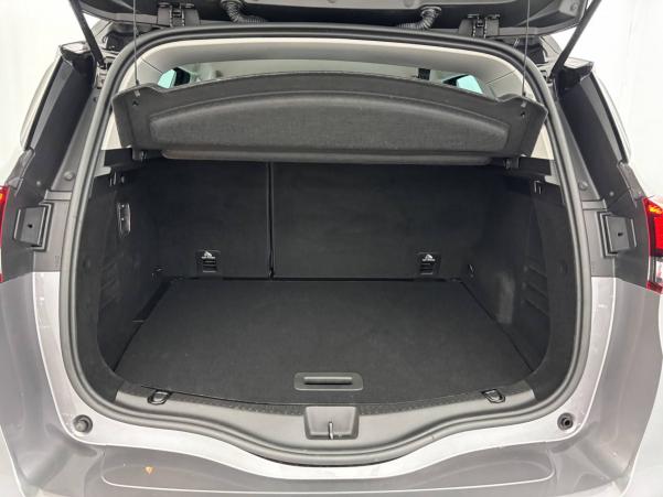 Vente en ligne Renault Scenic 4 Scenic Blue dCi 120 EDC au prix de 18 999 €