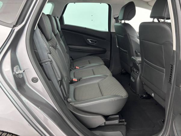 Vente en ligne Renault Scenic 4 Scenic Blue dCi 120 EDC au prix de 18 999 €