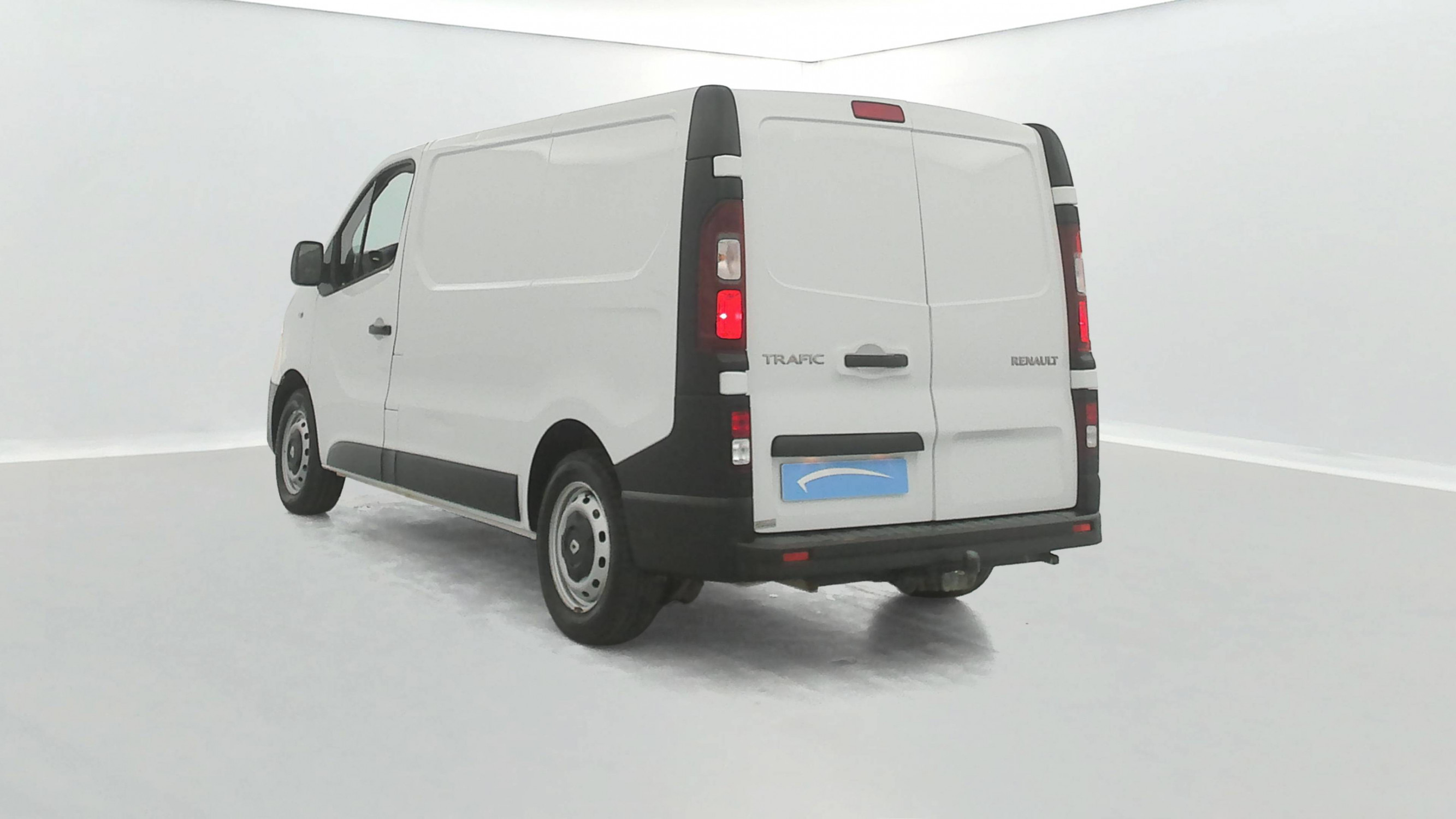 Vente en ligne Renault Trafic 3 Fourgon TRAFIC FGN L1H1 1000 KG DCI 120 E6 au prix de 15 750 €