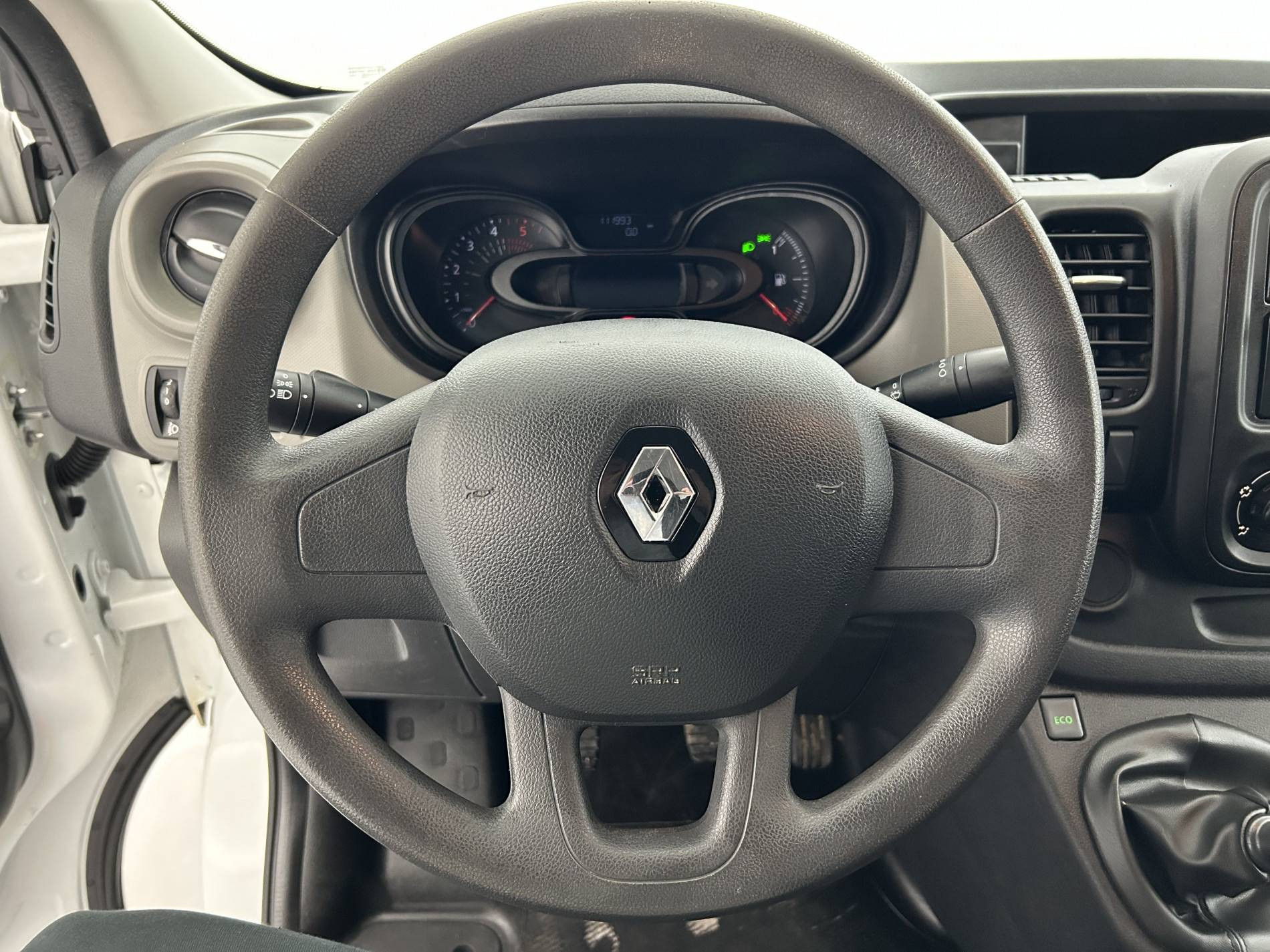 Vente en ligne Renault Trafic 3 Fourgon TRAFIC FGN L1H1 1000 KG DCI 120 E6 au prix de 15 750 €