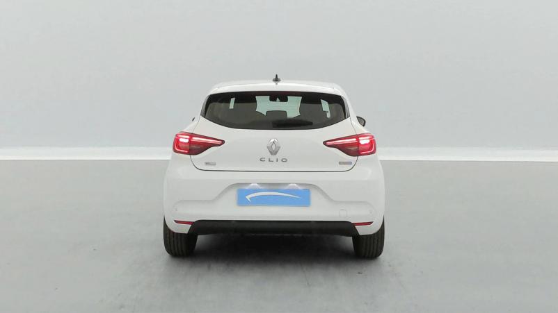 Vente en ligne Renault Clio 5 Clio E-Tech 140 au prix de 16 499 €
