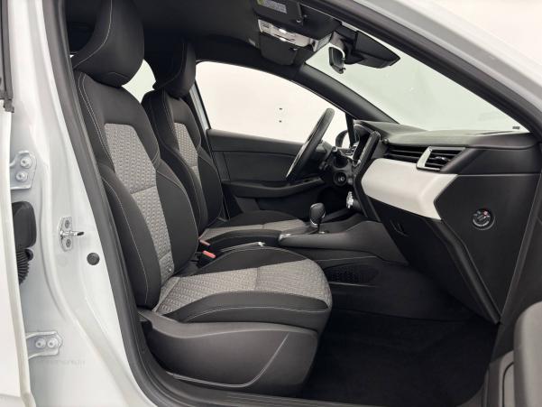 Vente en ligne Renault Clio 5 Clio E-Tech 140 au prix de 16 499 €