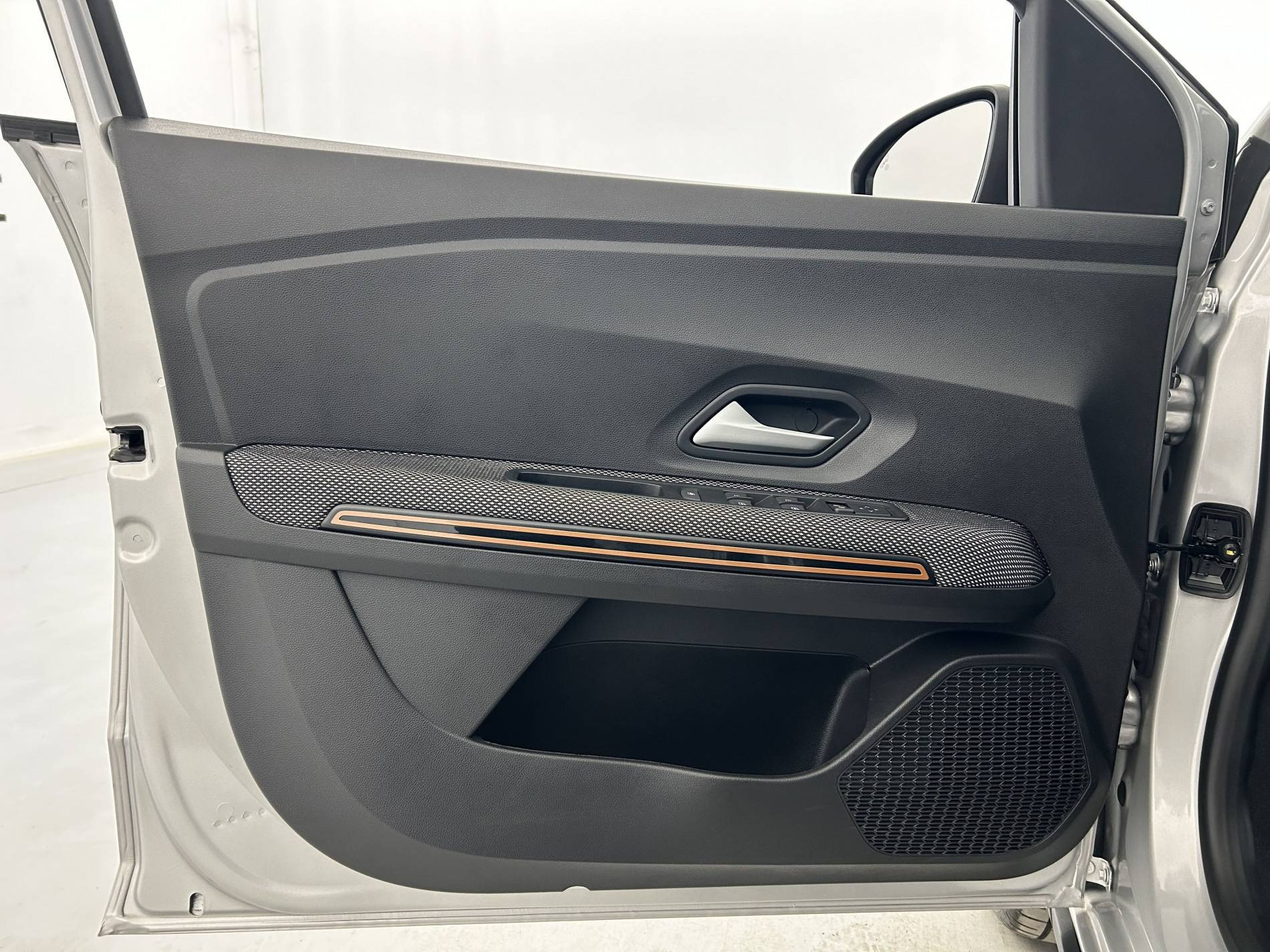 Vente en ligne Dacia Sandero  ECO-G 100 au prix de 14 790 €