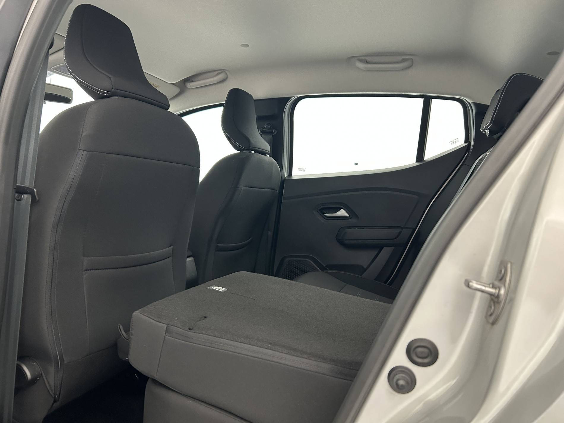 Vente en ligne Dacia Sandero  ECO-G 100 au prix de 14 790 €