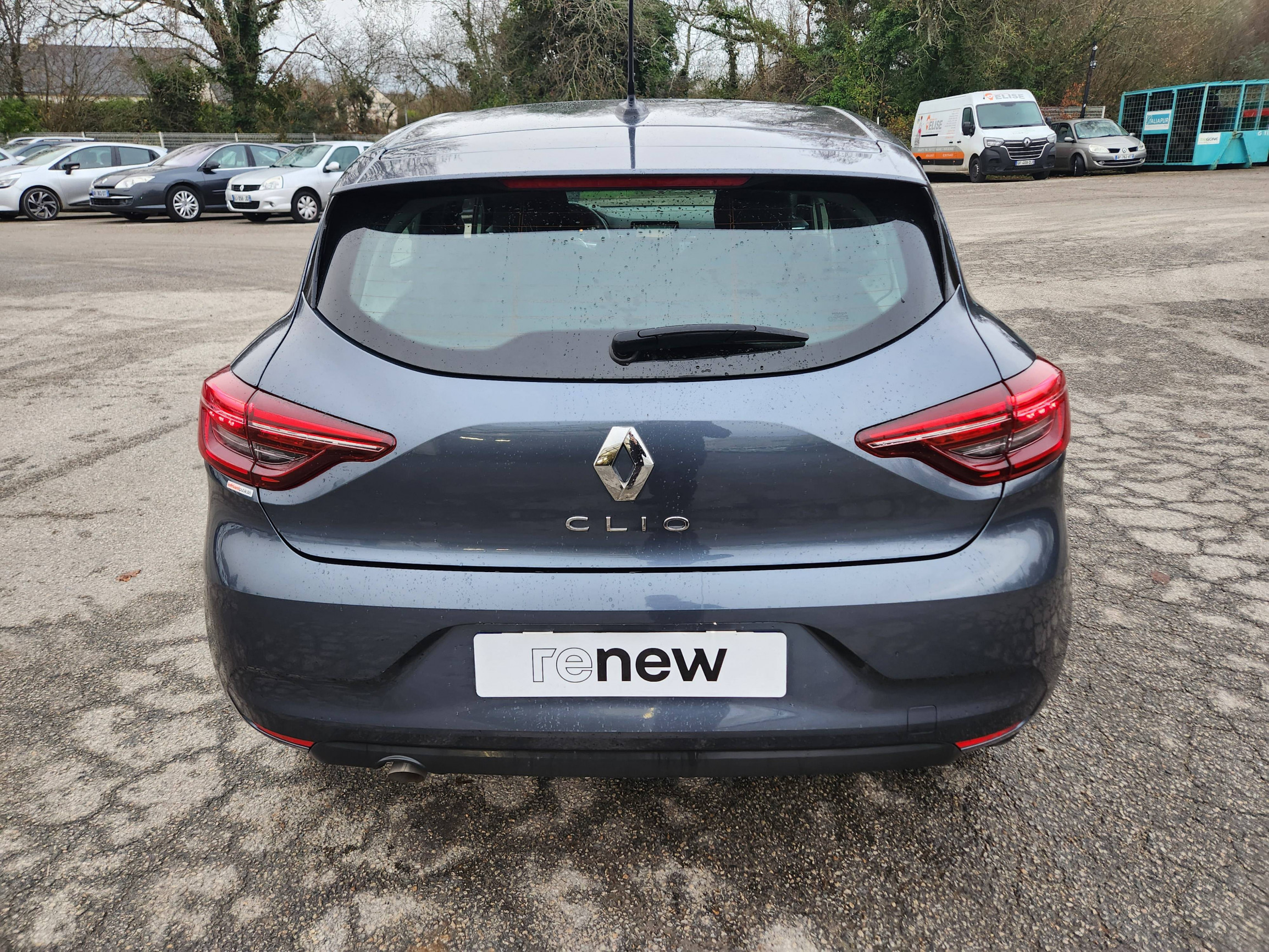 Vente en ligne Renault Clio 5 Clio TCe 90 au prix de 13 699 €