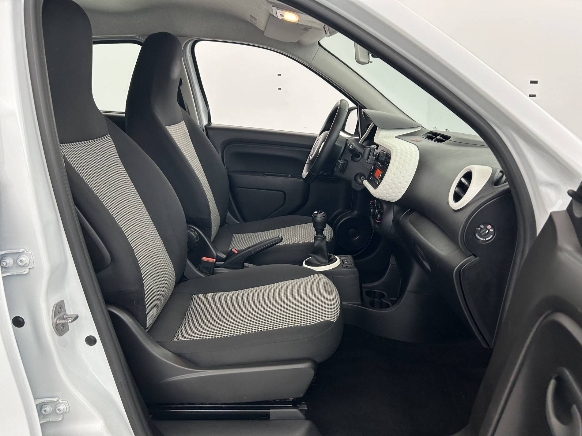 Vente en ligne Renault Twingo 3  SCe 65 au prix de 9 390 €