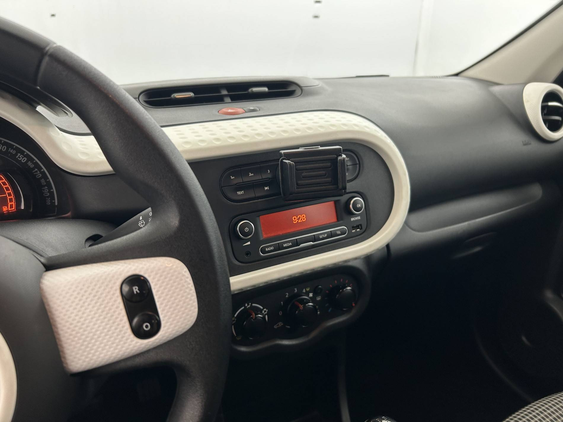 Vente en ligne Renault Twingo 3  SCe 65 au prix de 9 390 €