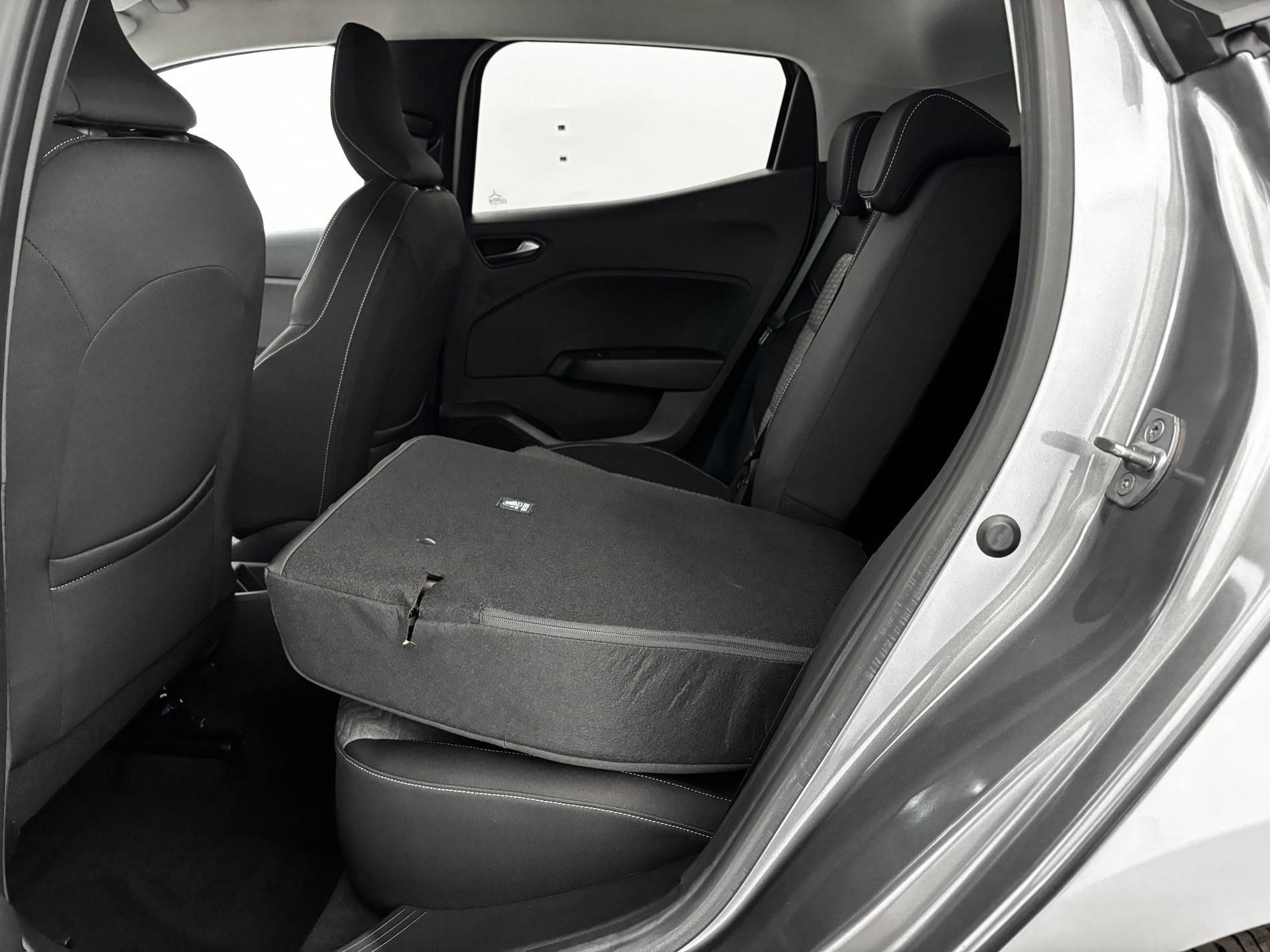 Vente en ligne Renault Clio 5 Clio TCe 90 au prix de 15 590 €