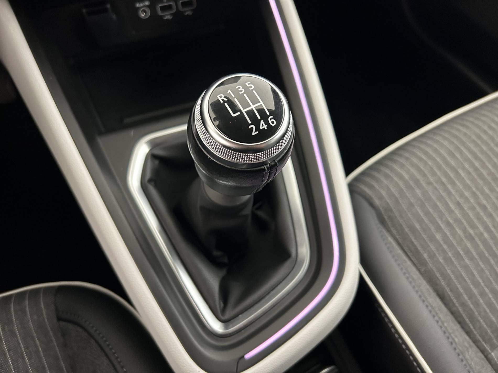 Vente en ligne Renault Clio 5 Clio TCe 90 au prix de 16 290 €