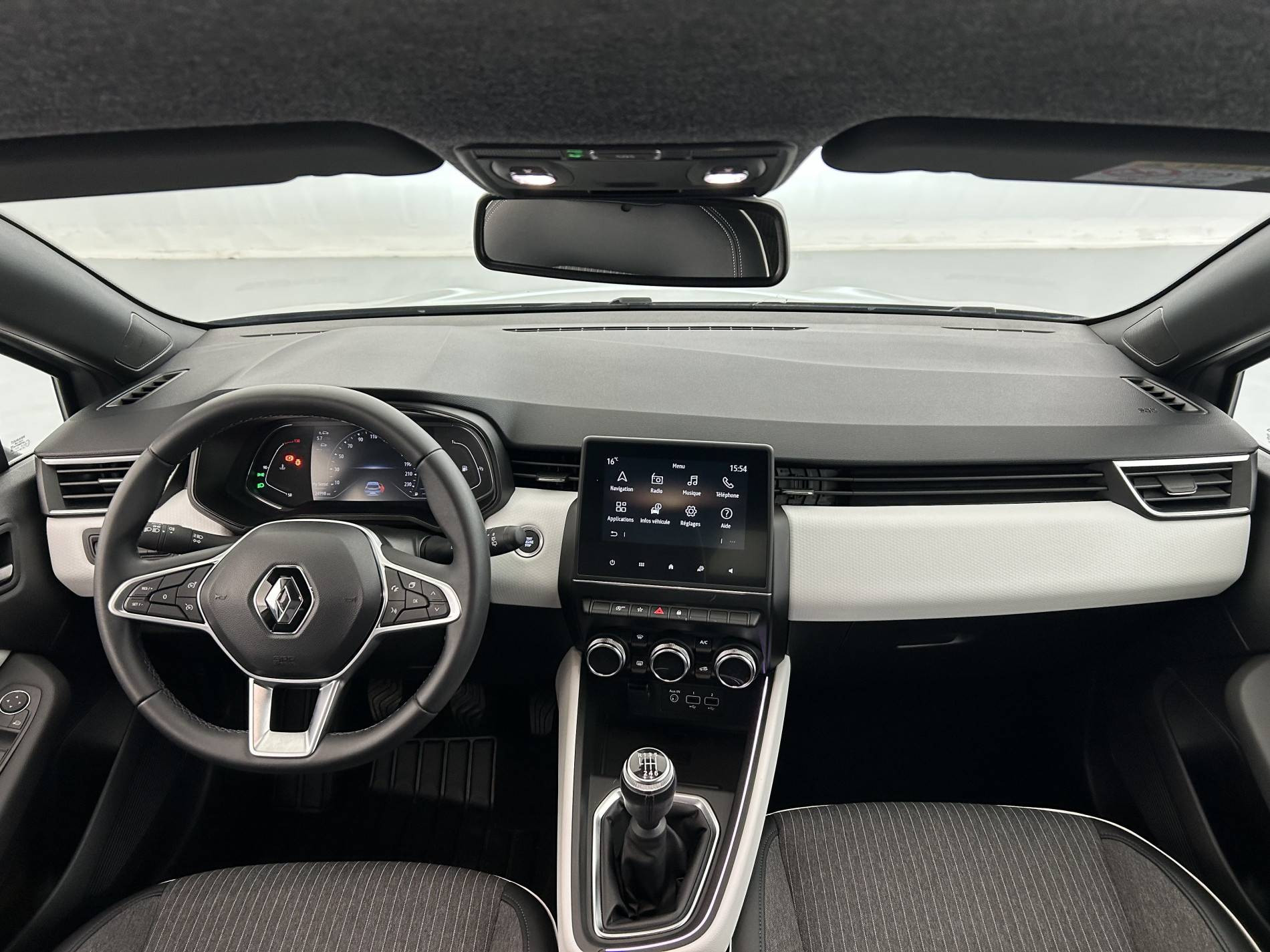 Vente en ligne Renault Clio 5 Clio TCe 90 au prix de 16 290 €