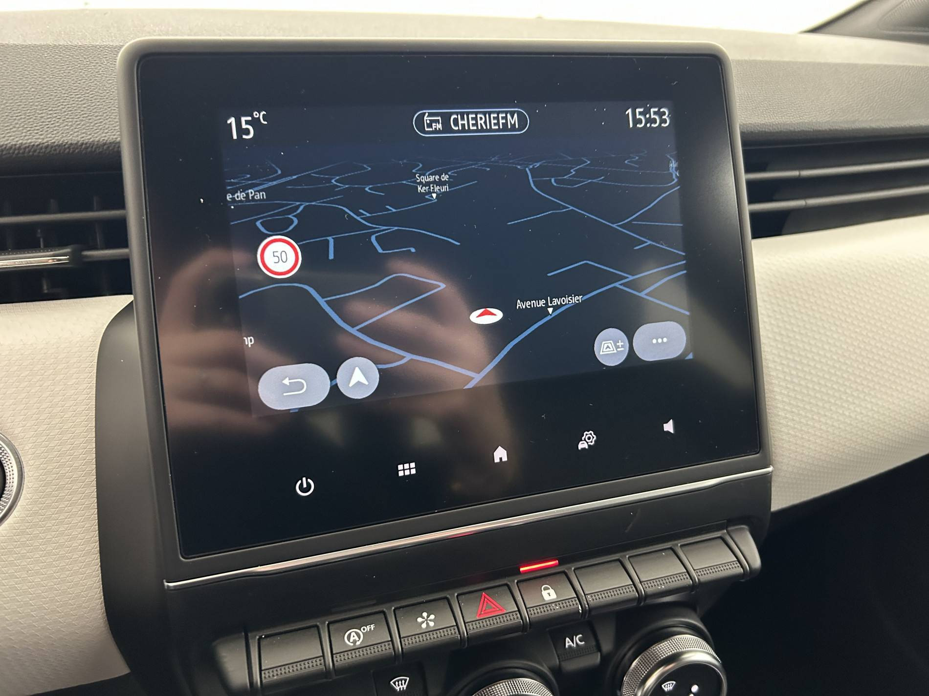 Vente en ligne Renault Clio 5 Clio TCe 90 au prix de 16 290 €