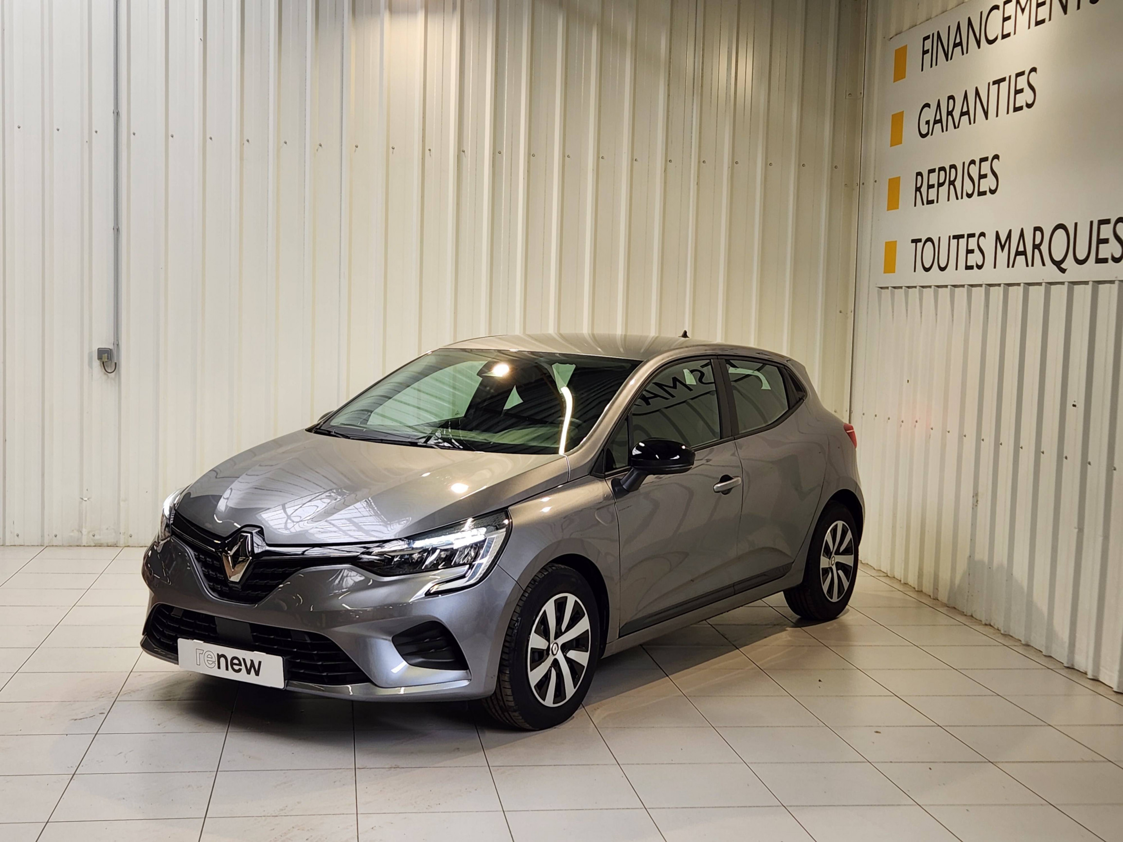Renault Clio 5 Clio TCe 90 occasion de 2023 en vente à Morlaix