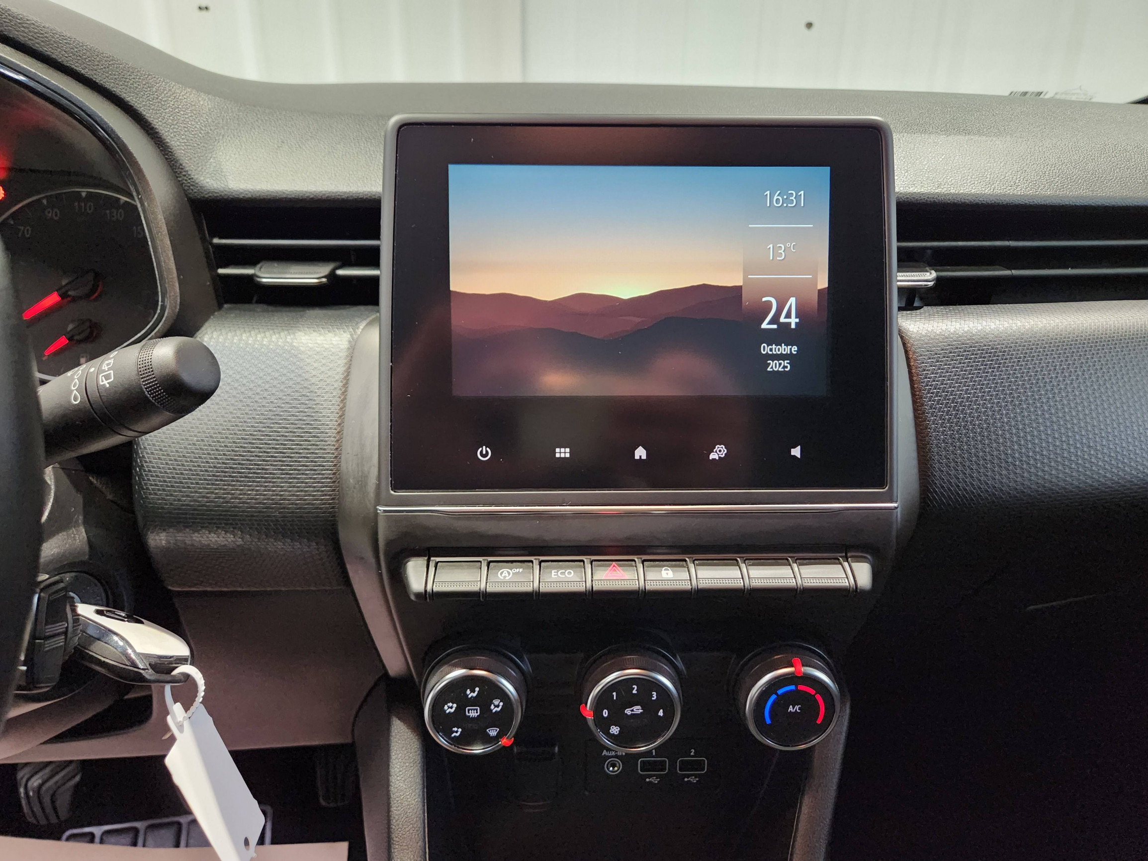 Vente en ligne Renault Clio 5 Clio TCe 90 au prix de 14 890 €