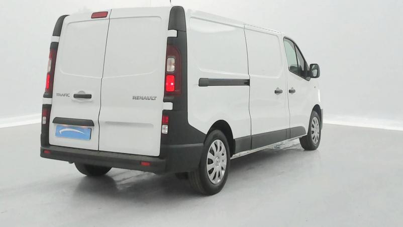 Vente en ligne Renault Trafic 3 Fourgon TRAFIC FGN L2H1 1300 KG DCI 120 au prix de 21 890 €