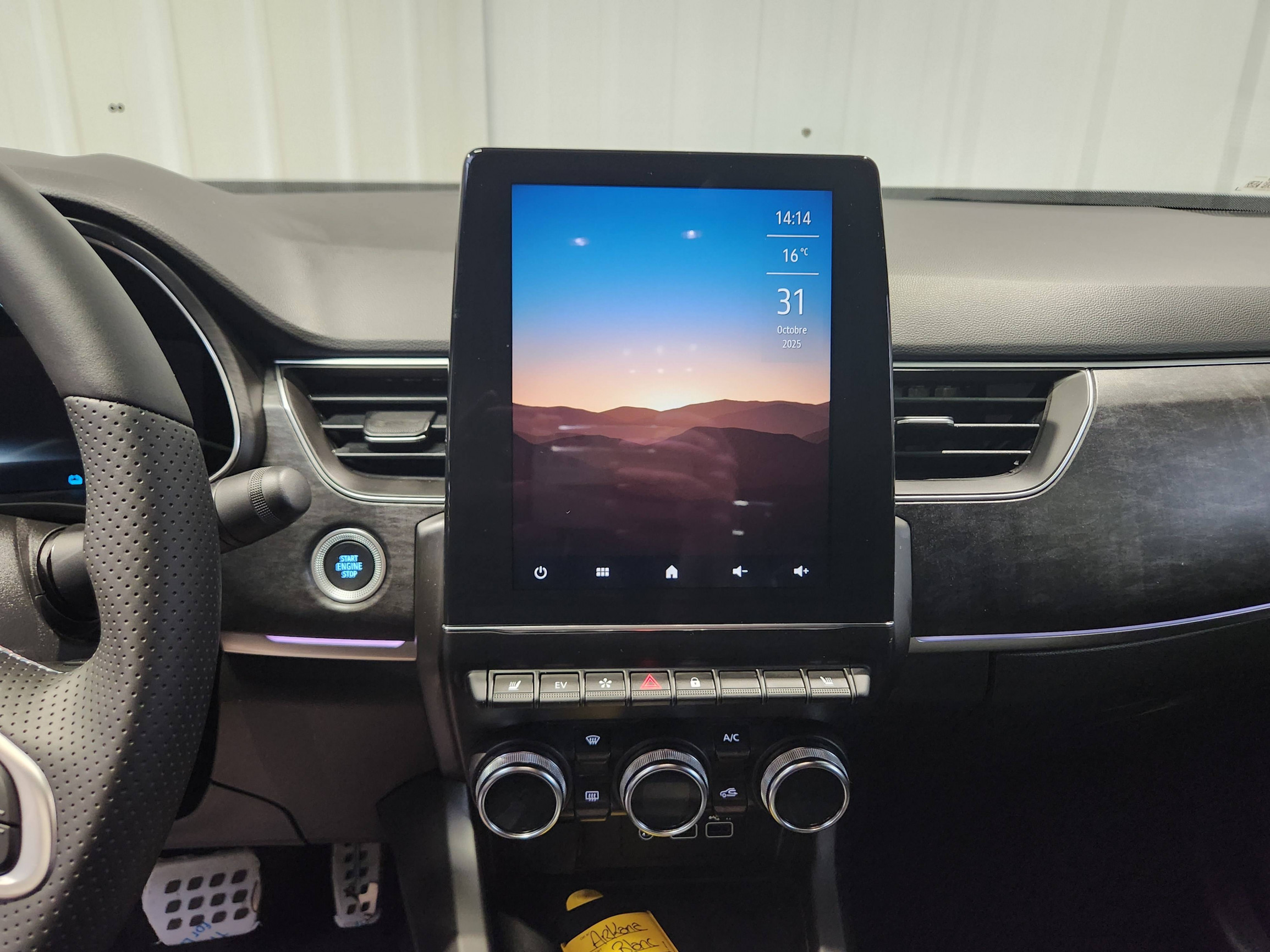 Vente en ligne Renault Arkana  E-Tech full hybrid 145 GSR2 au prix de 30 390 €