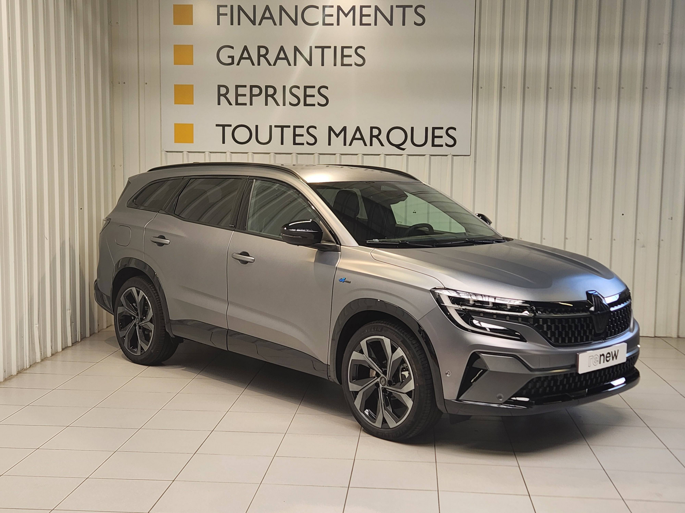 Vente en ligne Renault Espace Espace E-Tech full hybrid 200 GSR2 au prix de 42 490 €