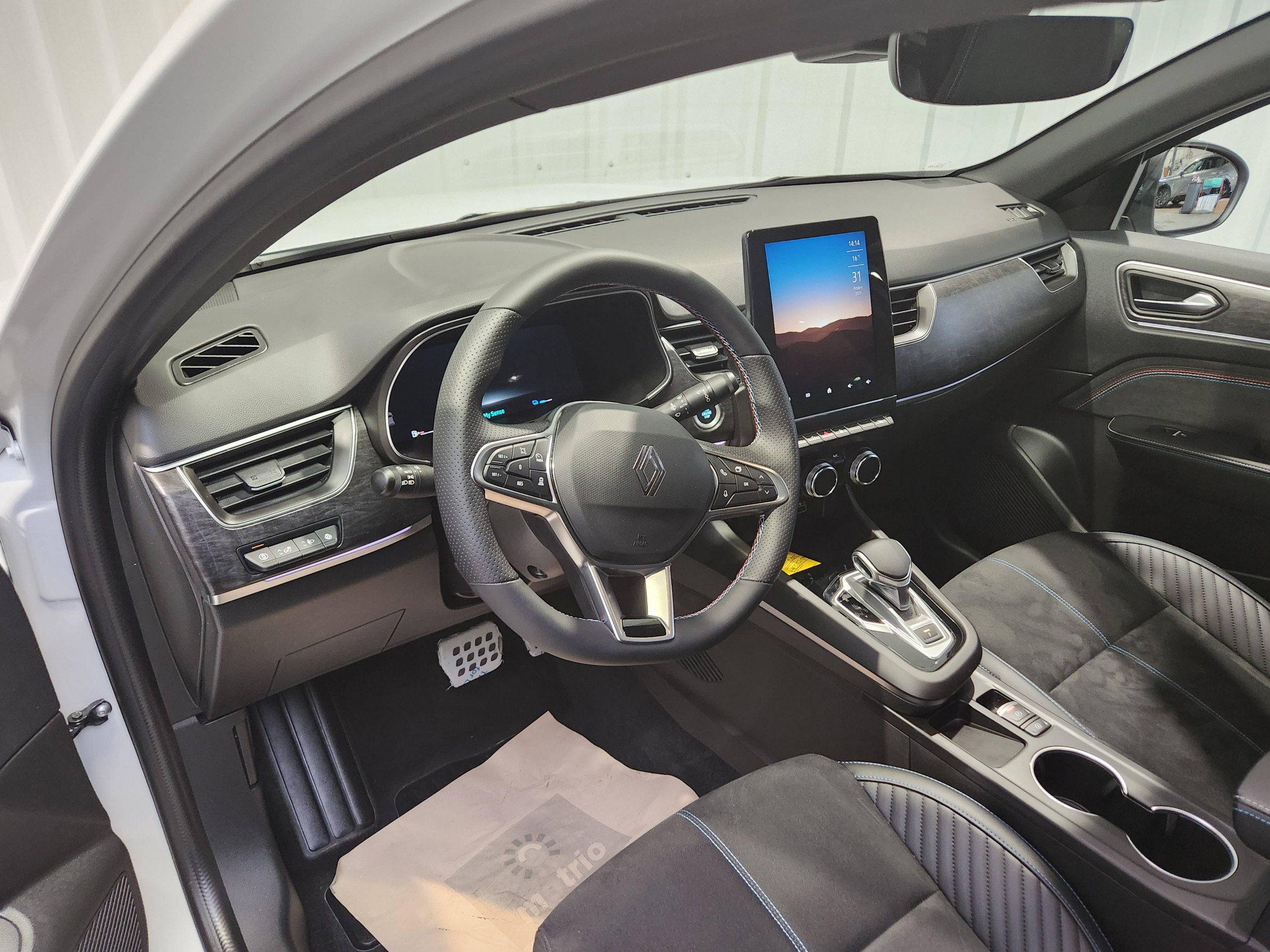 Vente en ligne Renault Arkana  E-Tech full hybrid 145 GSR2 au prix de 30 390 €