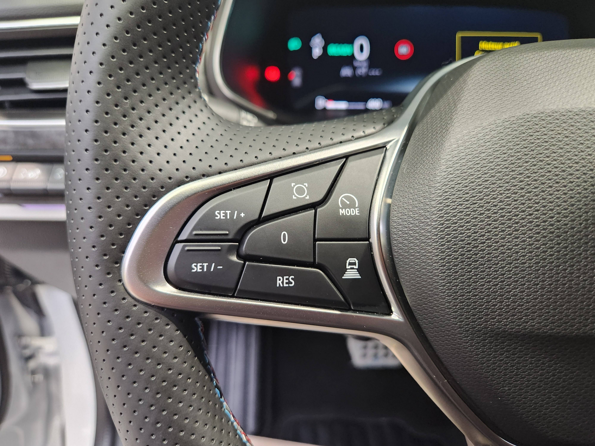 Vente en ligne Renault Arkana  E-Tech full hybrid 145 GSR2 au prix de 30 390 €