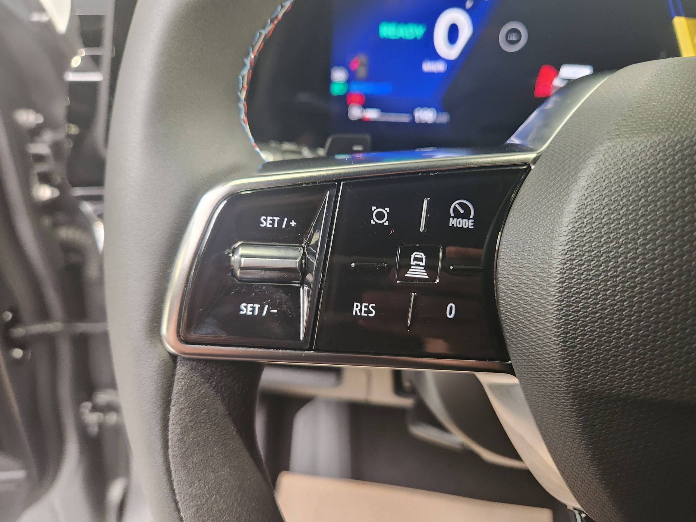 Vente en ligne Renault Espace Espace E-Tech full hybrid 200 GSR2 au prix de 42 490 €