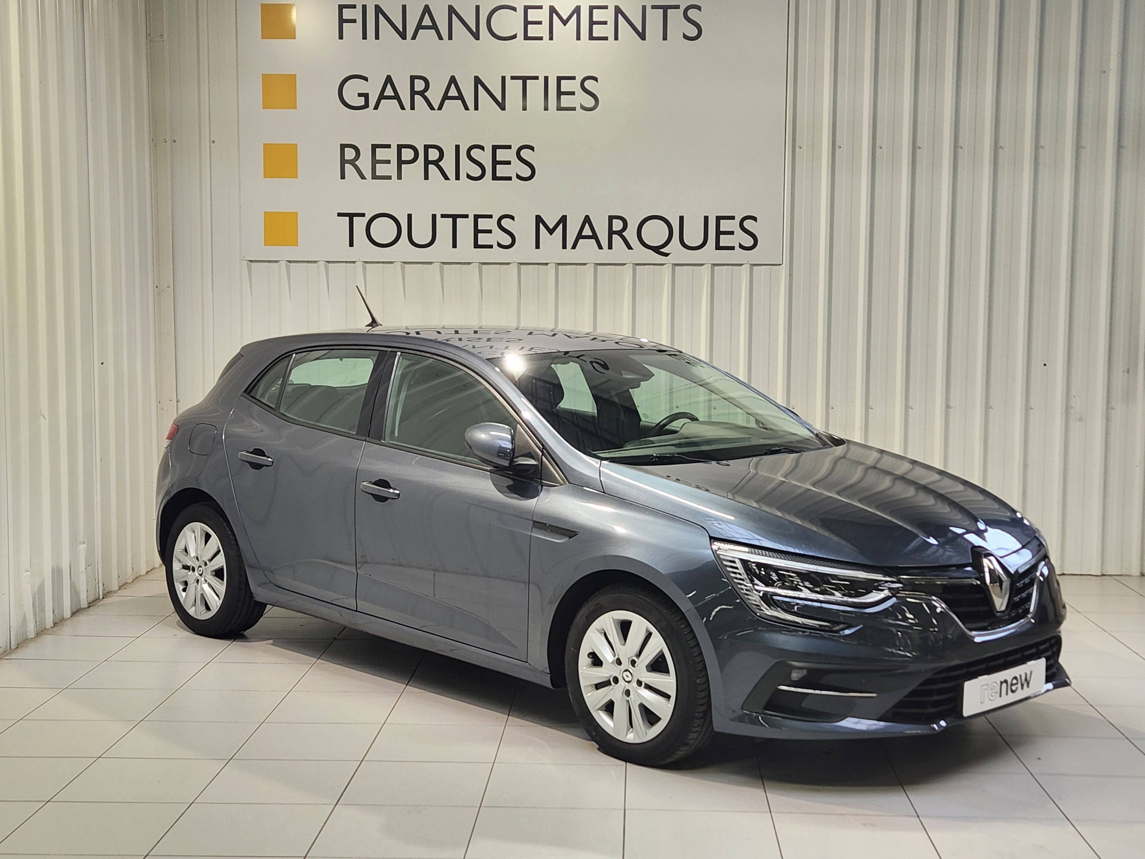 Vente en ligne Renault Megane 4 Mégane IV Berline Blue dCi 115 EDC - 21N au prix de 13 890 €
