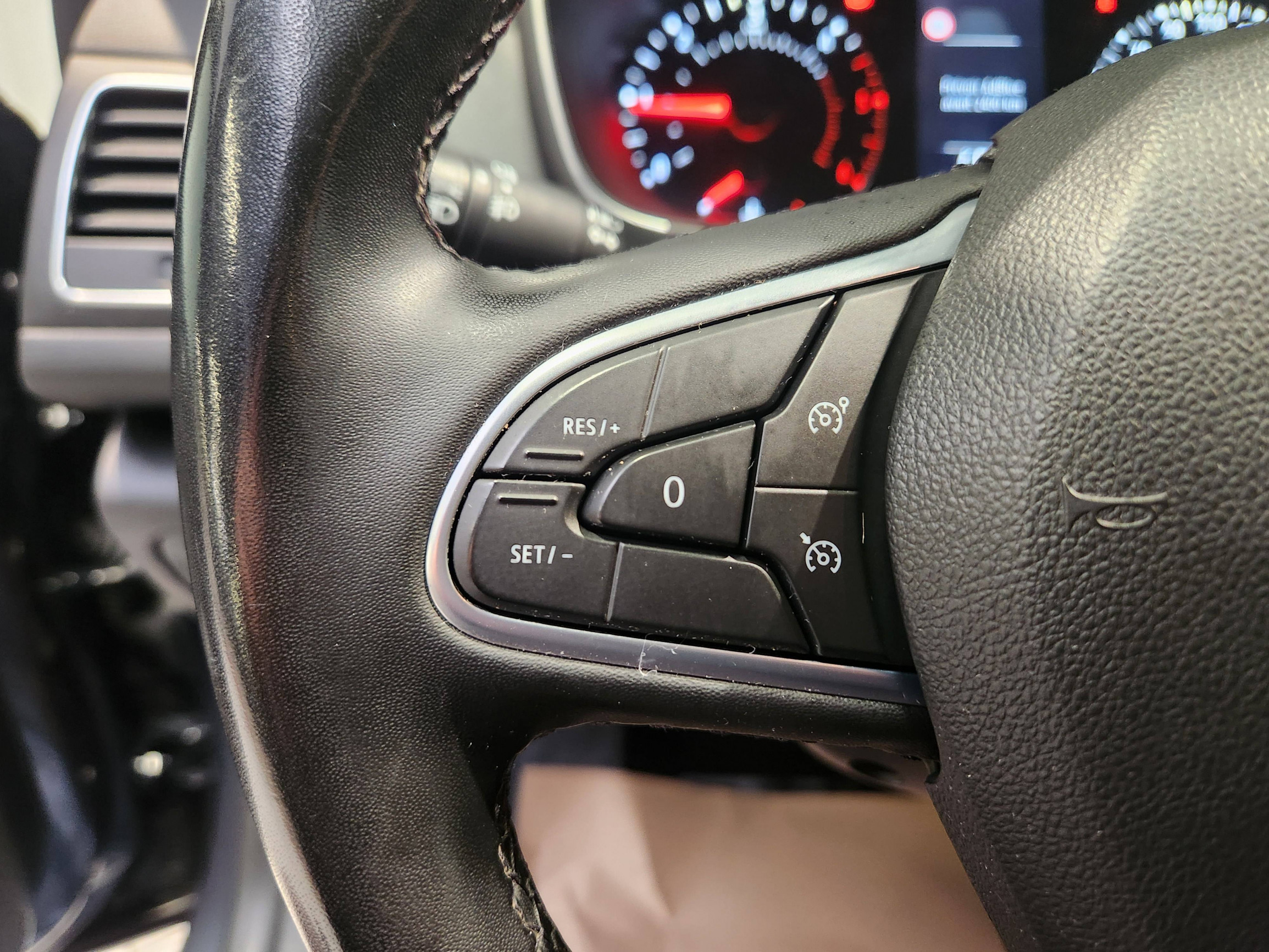 Vente en ligne Renault Megane 4 Mégane IV Berline Blue dCi 115 EDC - 21N au prix de 13 890 €